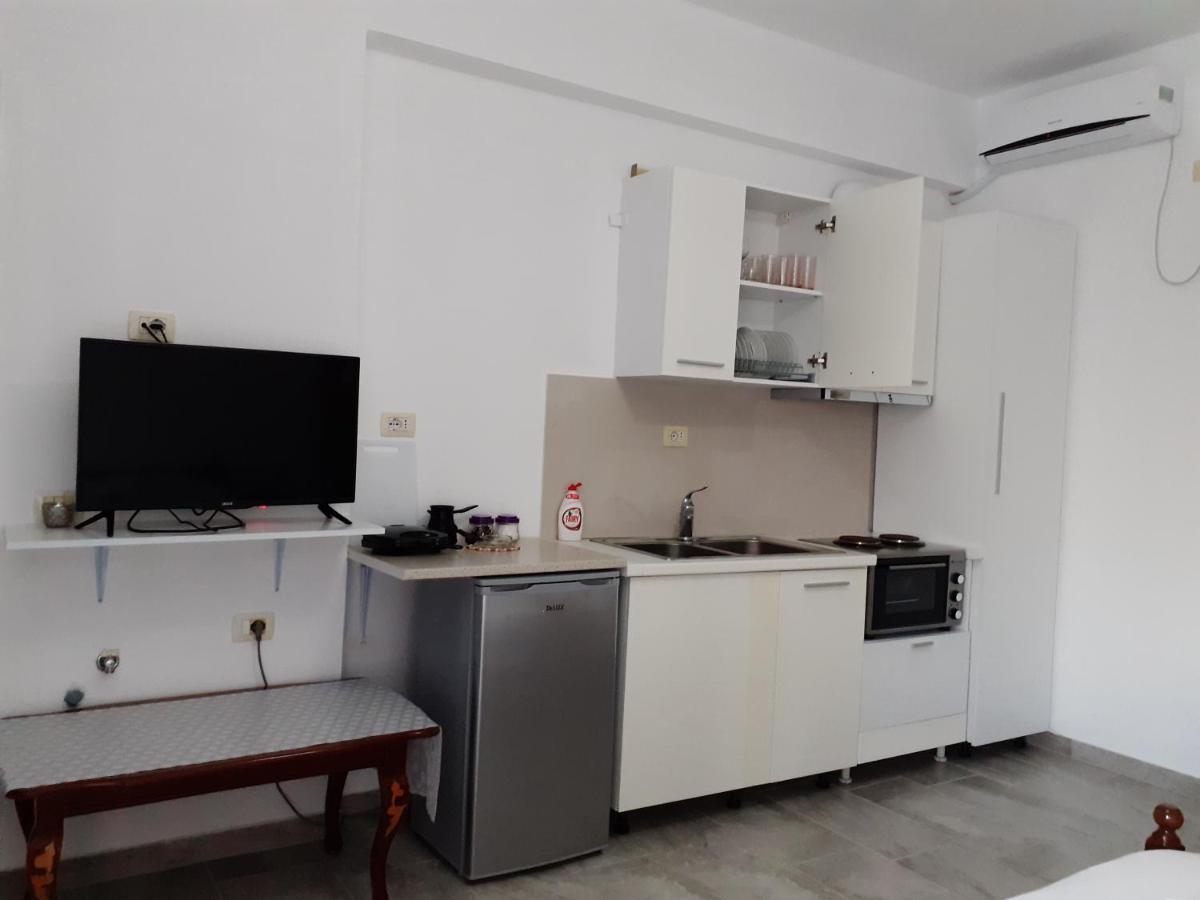Luigi S Fairyview Apartment Саранда Экстерьер фото