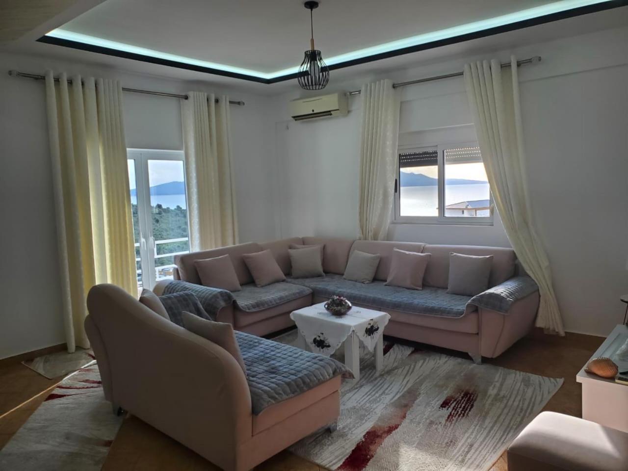 Luigi S Fairyview Apartment Саранда Экстерьер фото