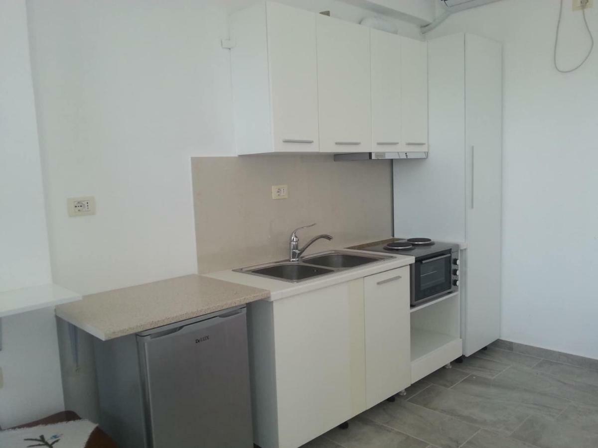 Luigi S Fairyview Apartment Саранда Экстерьер фото